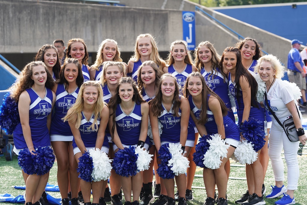 Full Sycamore Spirit Squad Outdoor Group Shot